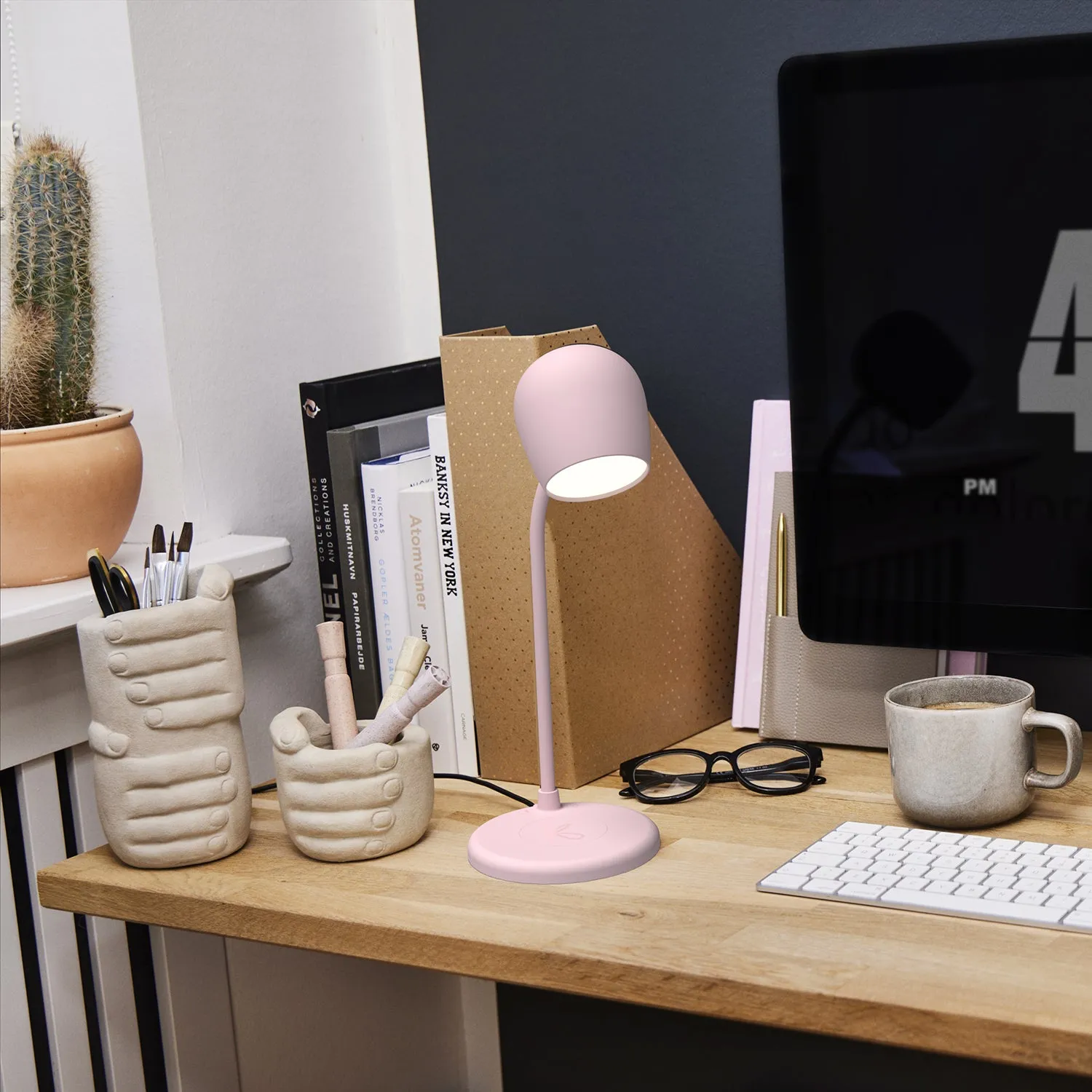 kreafunk | ellie table lamp with speaker   charger | dusty rose - LC